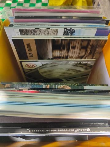 250 (of meer) autofolders Audi VW Kia BMW etc.. beschikbaar voor biedingen