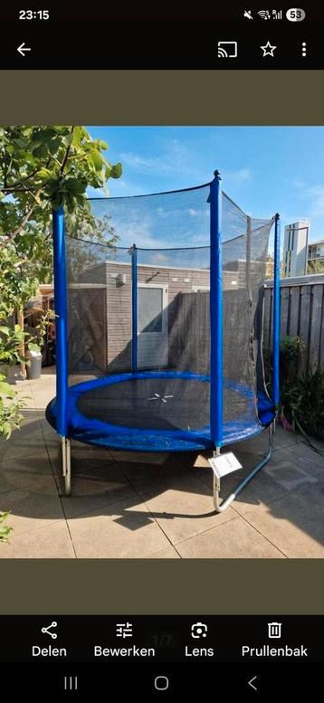 Trampoline beschikbaar voor biedingen