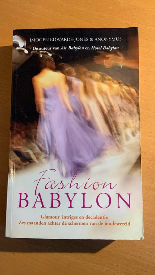 I. Edwards-Jones - Fashion babylon, Boeken, Chicklit, Zo goed als nieuw, Ophalen of Verzenden