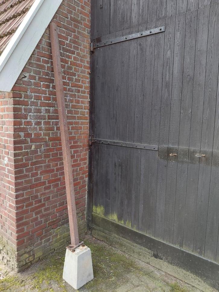 Betonpoer voor Carport of Schuur, Doe-het-zelf en Verbouw, Overige Doe-het-zelf en Verbouw, Gebruikt, Ophalen