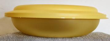 Tupperware; bord met deksel / dubbelbord ~ geel beschikbaar voor biedingen