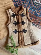 Vintage shearling waistcoat M gilet houtje touwtje, Kleding | Dames, Bodywarmers, Maat 38/40 (M), -, Ophalen of Verzenden, Zo goed als nieuw