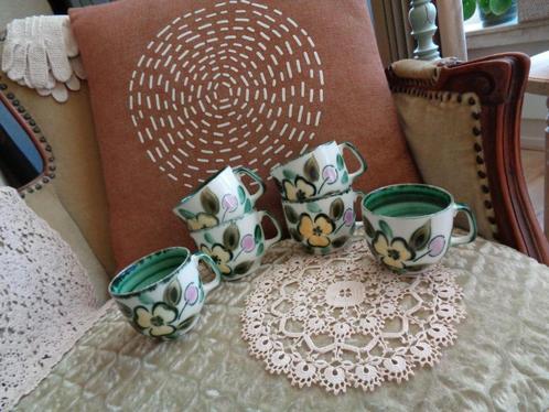6 Vintage Kopjes van Boch in The Mood ** Mimosa **, Antiek en Kunst, Antiek | Servies los, Ophalen of Verzenden