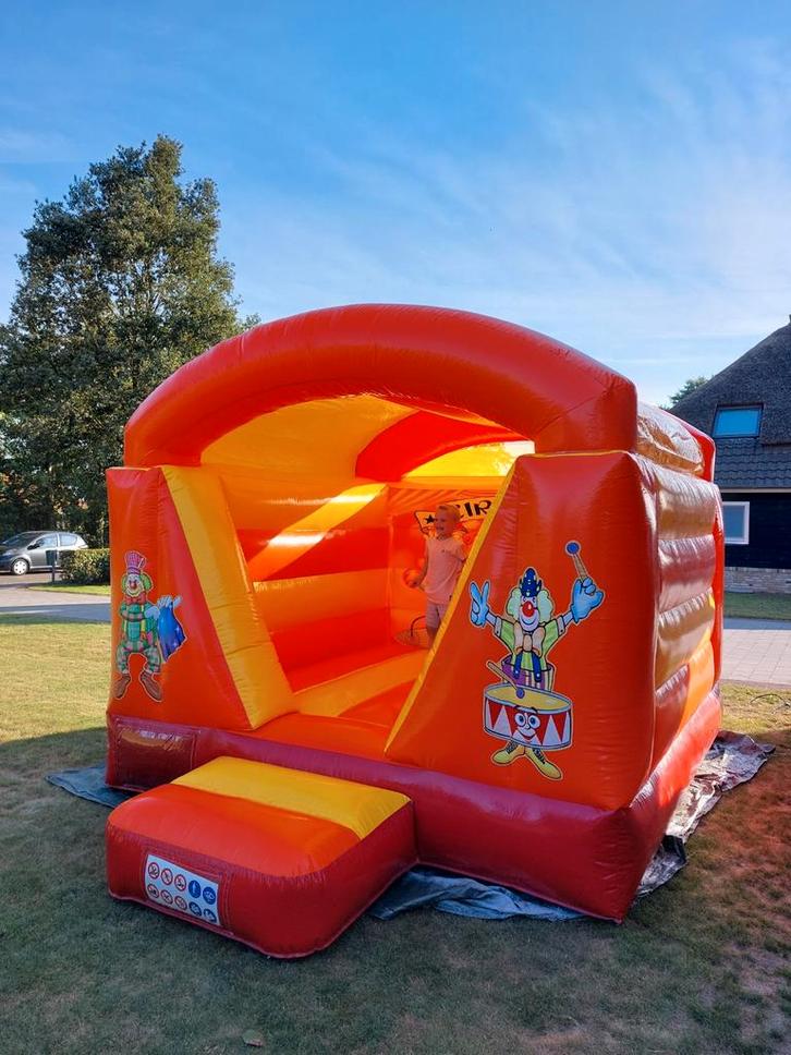 Springkussen - Rijsbergen - huur v.a. 75 euro, Kinderen en Baby's, Speelgoed | Buiten | Springkussens, Zo goed als nieuw, Ophalen of Verzenden