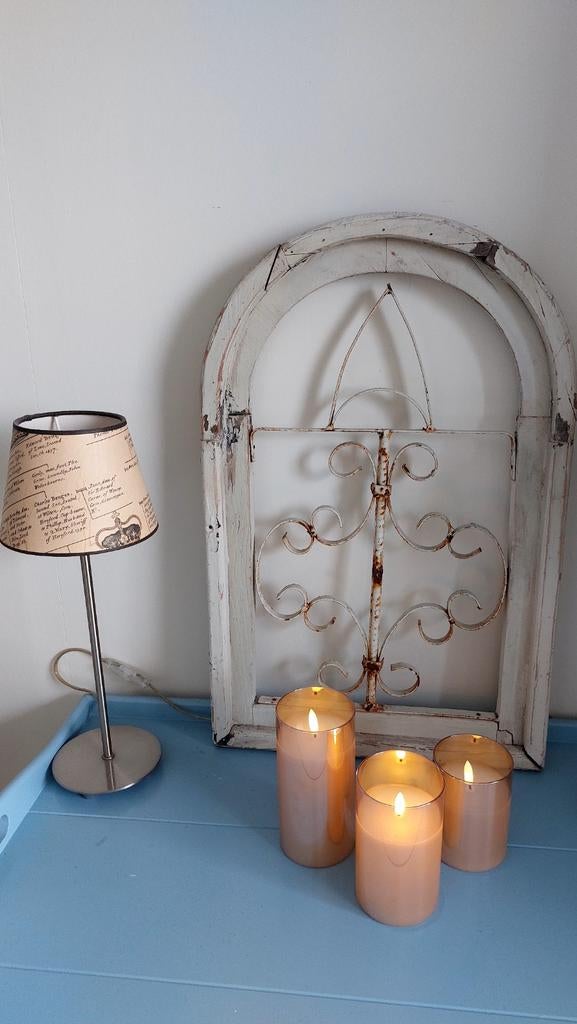 Brocante rekje 38/58 cm voor 25 €, Antiek en Kunst, Ophalen