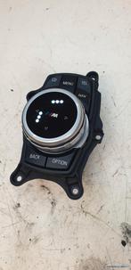 M logo Idrive knop bedieningspaneel BMW 3 serie E90 92494390, Petuelring 130
80788  Munich, DE, Gebruikt, Info@bmw.de, Ophalen of Verzenden