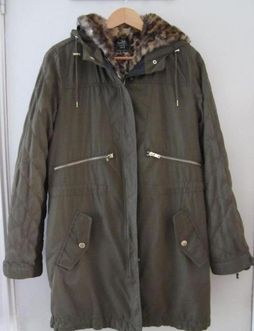 Mooie gevoerde winterjas van clockhouse voor vrouw maat M,, Kleding | Dames, Jassen | Winter, Zo goed als nieuw, Zwart, Ophalen of Verzenden