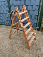 Houten trapje, Doe-het-zelf en Verbouw, Ladders en Trappen, Gebruikt, Trap, Ophalen of Verzenden, Opvouwbaar of Inschuifbaar