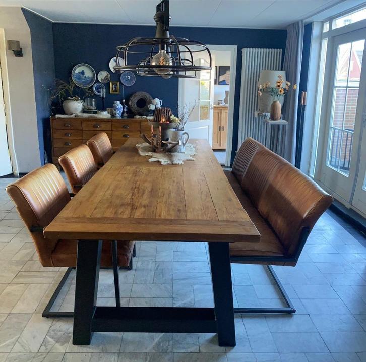 Stoere industriële eethoek., Huis en Inrichting, Tafels | Eettafels, Zo goed als nieuw, 100 tot 150 cm, 200 cm of meer, Vijf personen of meer