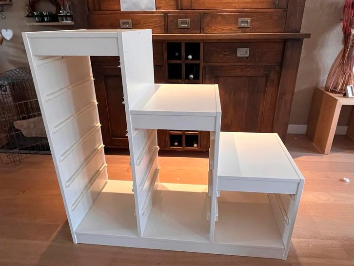 Ikea trofast kast zo goed als nieuw, Kinderen en Baby's, Kinderkamer | Commodes en Kasten, Zo goed als nieuw, 90 tot 105 cm, 75 tot 100 cm