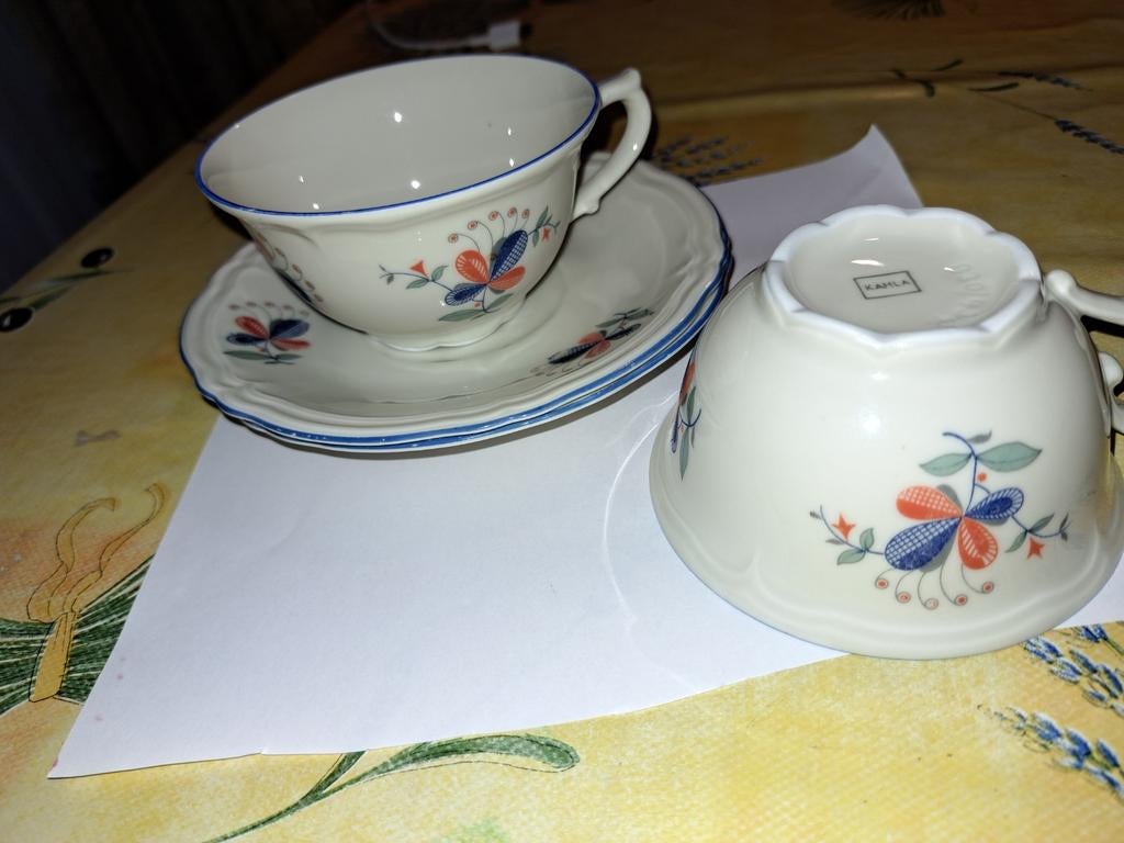 2 kop en schotels, Ophalen