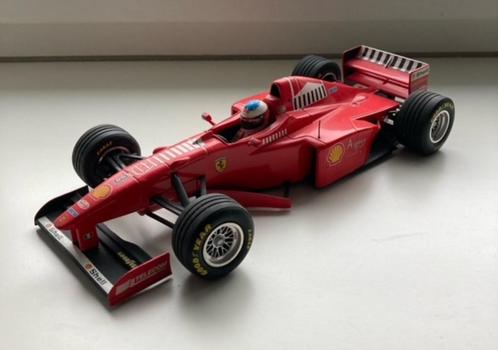 Ferrrari F310B - Schumacher - 1997 - 1/18, Hobby en Vrije tijd, Modelauto's | 1:18, Zo goed als nieuw, Auto, MiniChamps, Ophalen