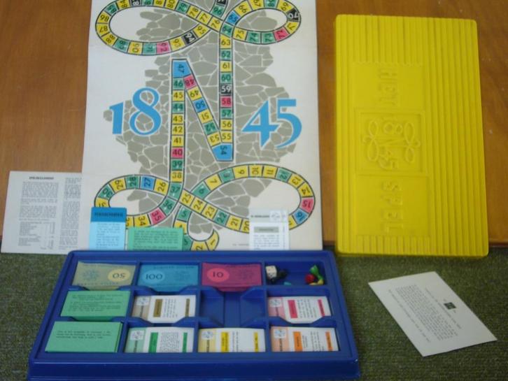 bordspel 1845, Hobby en Vrije tijd, Gezelschapsspellen | Bordspellen, Gebruikt, Vijf spelers of meer, Ophalen of Verzenden