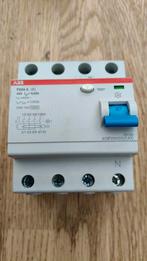 ABB F204 A Aardlekschakelaar 40A 0.03A, Ophalen of Verzenden, Zo goed als nieuw, Schakelaar