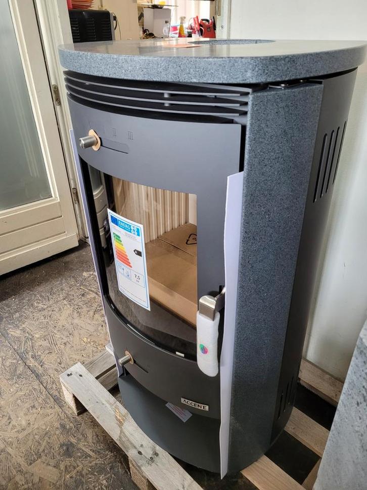 Speksteen kachel nieuw 7,5 kw 80% rendement, Huis en Inrichting, Kachels, Nieuw, Vrijstaand, Houtkachel, Hout, Ophalen of Verzenden