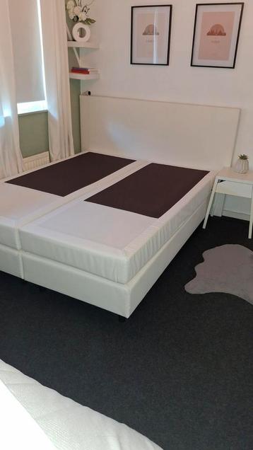 Boxspring 160x200 wit (faux leather) beschikbaar voor biedingen
