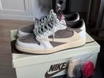 Jordan 1 Retro Low OG SP Travis Scott Reverse Mocha, 42.5, Kleding | Heren, Schoenen, Wit, Nieuw, Ophalen of Verzenden, Sneakers of Gympen