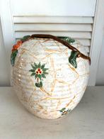 Handgeschilderde Majolica vaas met boomtak en vruchten, Ophalen, Overige kleuren, Glas, Minder dan 50 cm