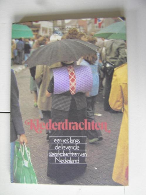 Klederdracht, Boeken, Geschiedenis | Vaderland, Zo goed als nieuw, 15e en 16e eeuw, Ophalen of Verzenden