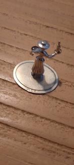 Antiek, 925 zilveren miniatuurtje. Vrouw met hoed., Ophalen of Verzenden, Zilver