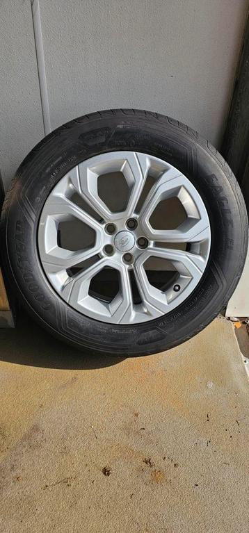 velgen met banden 235/60R18     ( 107V) beschikbaar voor biedingen