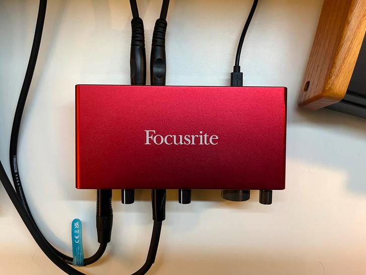 Focusrite Scarlett 2i2 3rd Gen interface, Audio, Tv en Foto, Professionele Audio-, Tv- en Video-apparatuur, Zo goed als nieuw