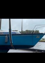 Leuke moteoboot met kajuit. Motor is goed. Moet weg, Ophalen