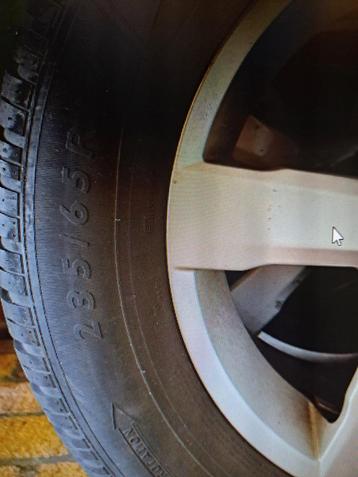 Winterbanden XC60  beschikbaar voor biedingen