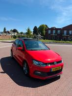 Volkswagen Polo r line 1.2 TSI 66KW 2017 Rood, Auto's, Volkswagen, 4 cilinders, Handgeschakeld, 1000 kg, 550 kg