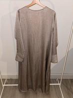 NA-KD Jurk - Maat 42/44 (L), Kleding | Dames, Jurken, Beige, Maat 42/44 (L), Ophalen of Verzenden, Zo goed als nieuw