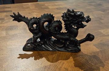 Houten beeld Draak en Leeuw uit Indonesië.  beschikbaar voor biedingen