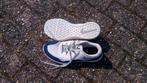 Nike zaalschoenen (40,5), Ophalen of Verzenden, Gedragen, Maat 38/40 (M), Roze