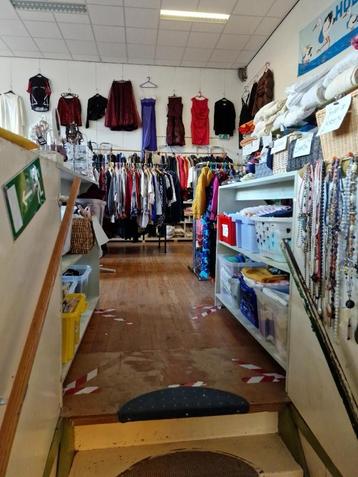 Diverse kleding en meer (mannen en vrouwen) - vanaf €1,00 beschikbaar voor biedingen