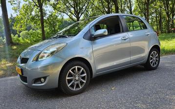 Toyota Yaris 1.3 VVTi NL Auto ! Automaat ! 5 Deurs ! Airco ! beschikbaar voor biedingen