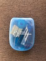 Nieuw bureau setje nietapparaat plakband en schaartje, Ophalen of Verzenden, Nieuw