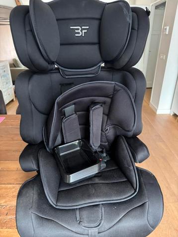 Bebies first autostoel beschikbaar voor biedingen