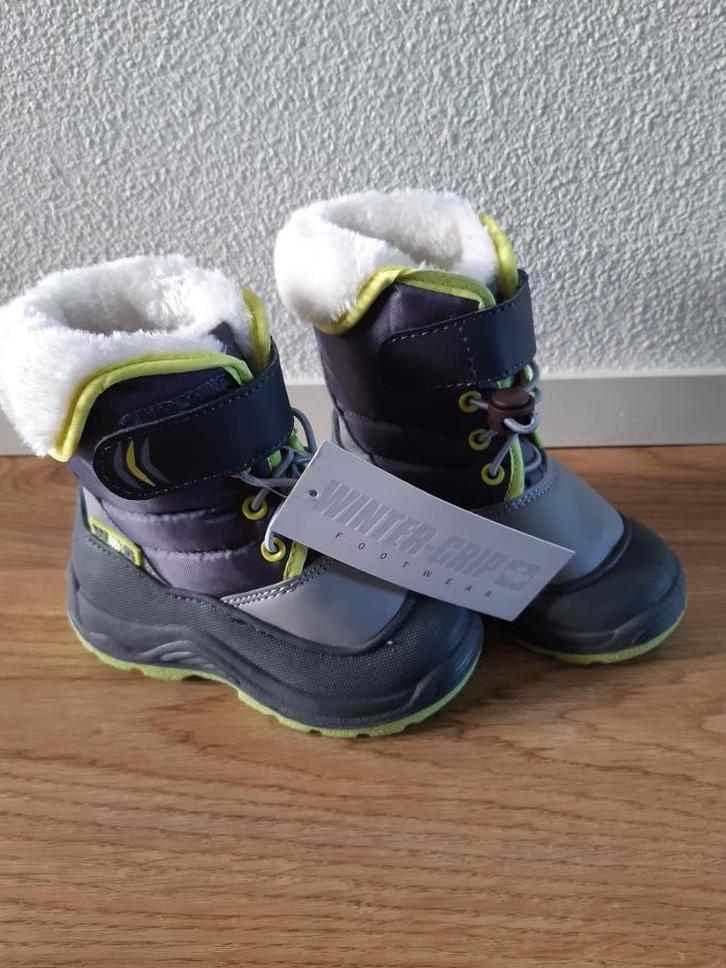 Nieuwe Snowboot winterlaars Winter-Grip kinderlaars maat 25, Kinderen en Baby's, Kinderkleding | Schoenen en Sokken, Nieuw, Laarzen