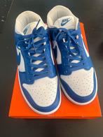 Nike Dunk, Ophalen of Verzenden, Zo goed als nieuw, Blauw, Sneakers of Gympen