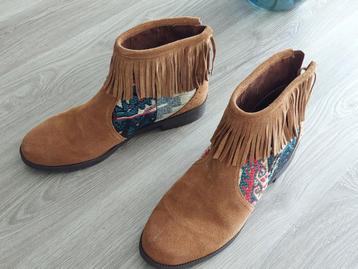 Desigual laarsjes, nieuw beschikbaar voor biedingen