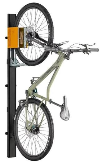 Verticale automatische wandsteun fietslift  van Motea. beschikbaar voor biedingen