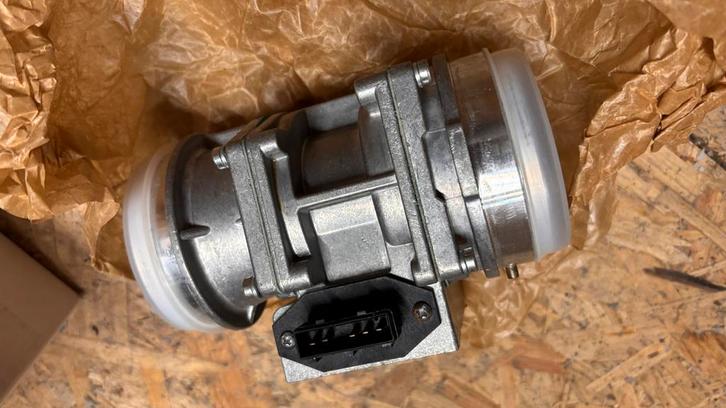 Nieuwe Luchtmassameter Land Rover V8 3.9i, Auto-onderdelen, Motor en Toebehoren, Land Rover, Nieuw, Ophalen of Verzenden