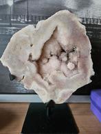 Roze chalcedoon op standaard, Ophalen of Verzenden