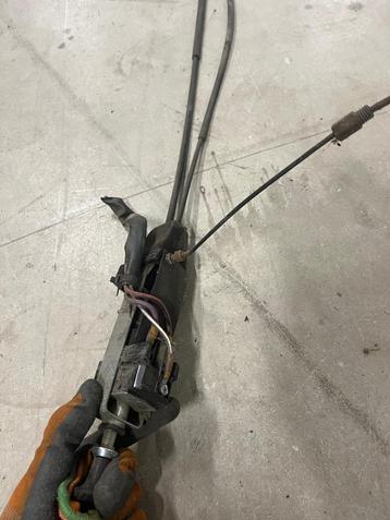 Mercedes Benz W123 trekstart beschikbaar voor biedingen