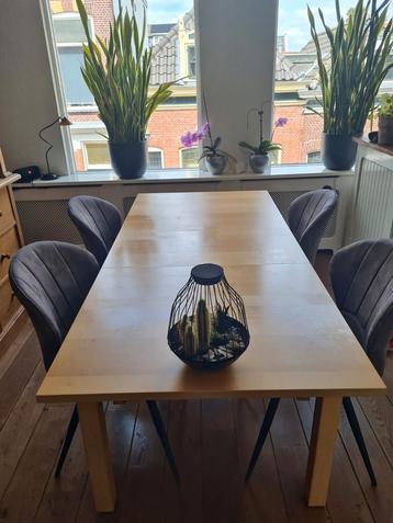 Uitschuifbare Eettafel Ikea beschikbaar voor biedingen
