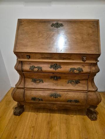 Antiek Biedermeier Bureau beschikbaar voor biedingen