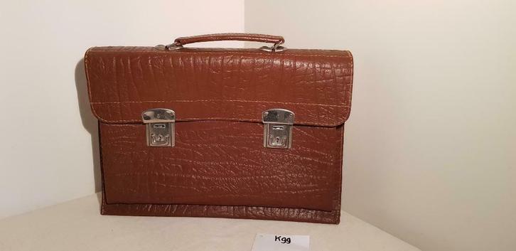 K99 VINTAGE schooltas bruin leder in zeer goede staat, Sieraden, Tassen en Uiterlijk, Tassen | Schooltassen, Zo goed als nieuw