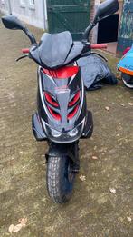 Aprilla SR50, Fietsen en Brommers, Scooters | Piaggio, Ophalen, Zo goed als nieuw, Overige modellen