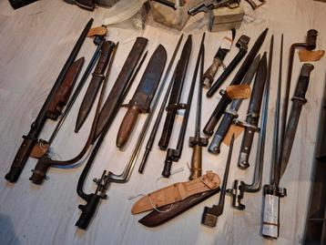 Partij bajonetten ww1 en ww2 geweer  beschikbaar voor biedingen