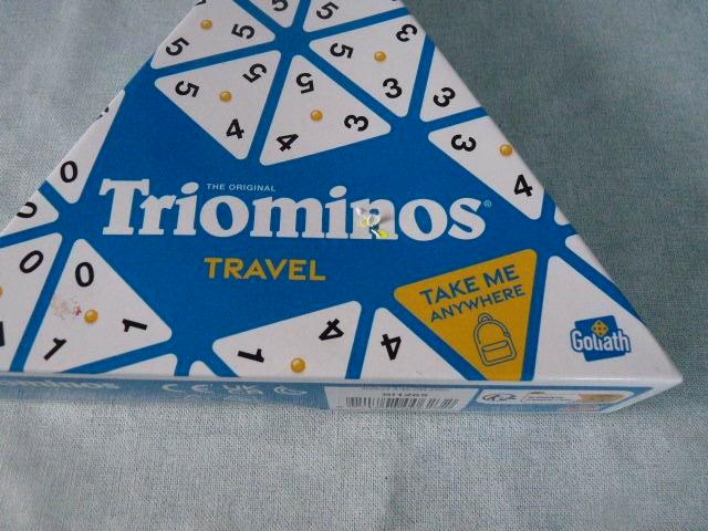 Triominos Travel - Reisspel, Nieuw in doos, Hobby en Vrije tijd, Gezelschapsspellen | Bordspellen, Nieuw, Een of twee spelers