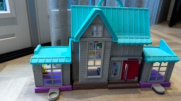 Fisher price huis little people beschikbaar voor biedingen